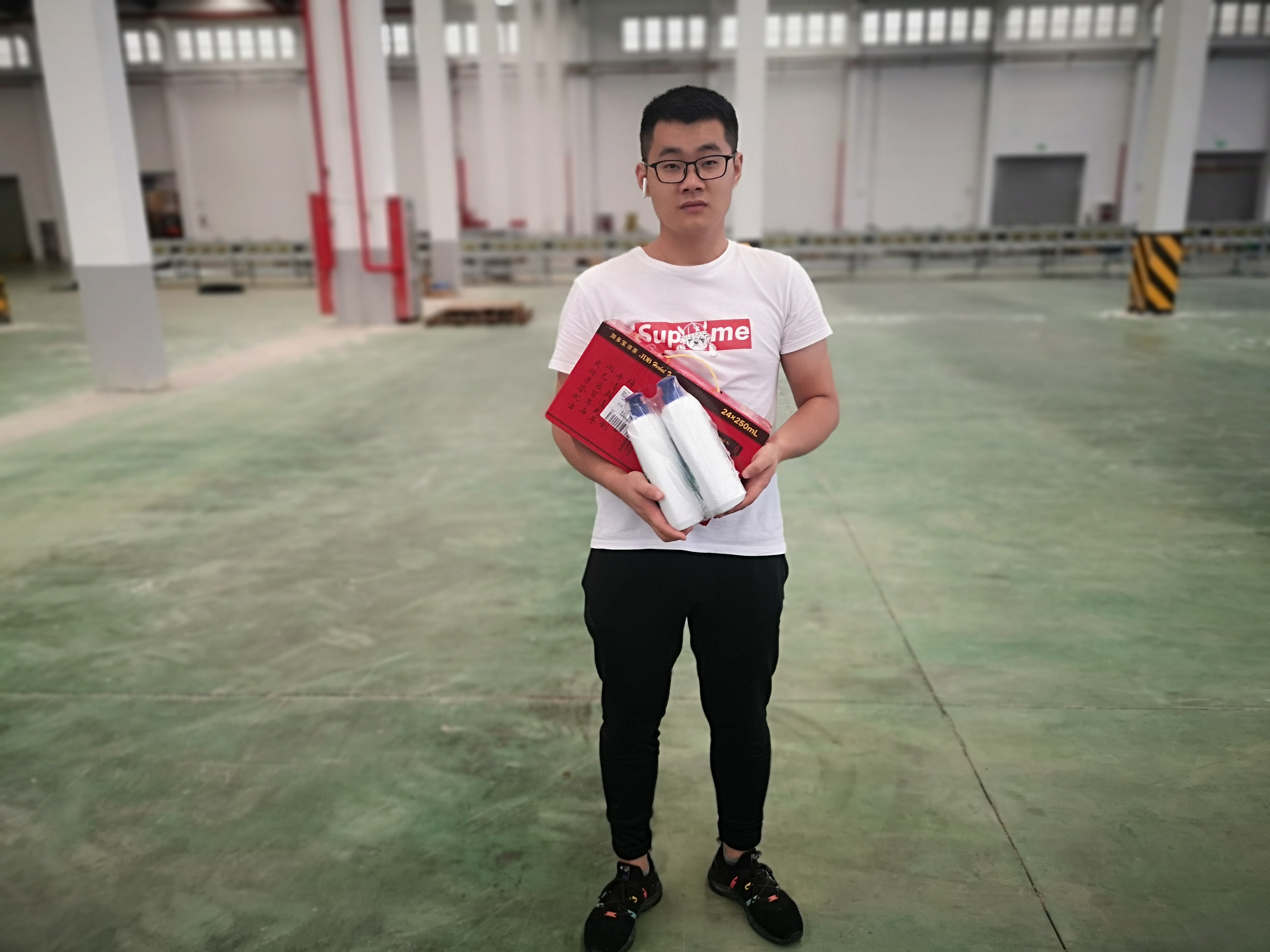 關(guān)愛職工 · 夏送清涼 | 寶開工會(huì)赴一線送清涼，致敬高溫下的堅(jiān)守